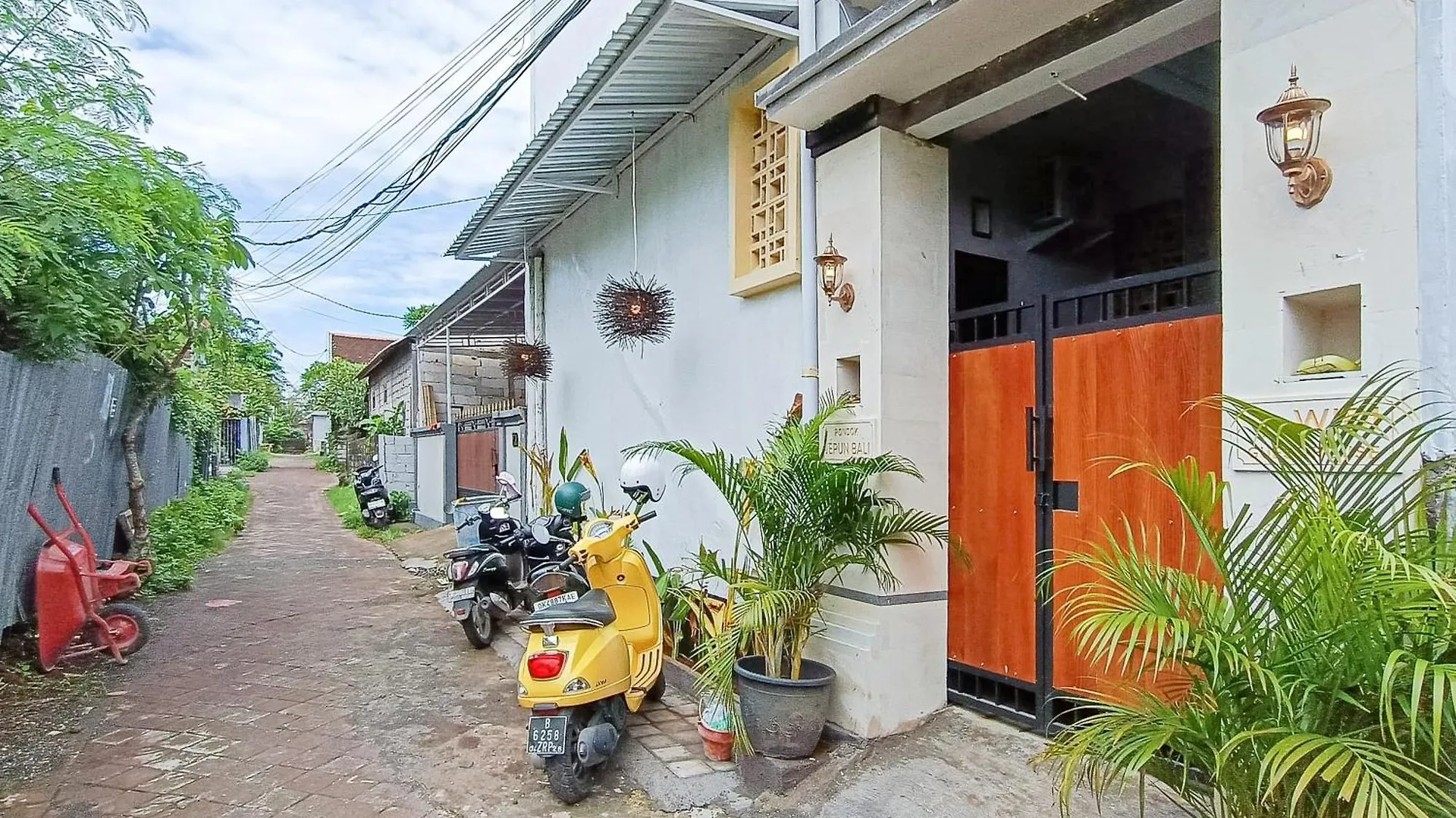 Widi Guesthouse Jimbaran